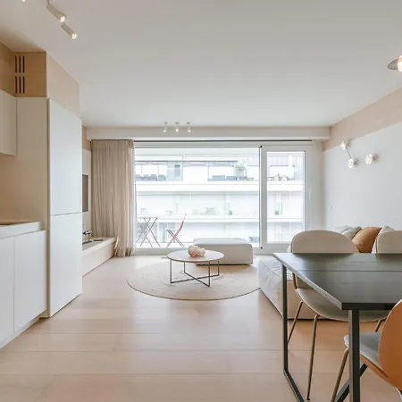 Stylish Coastal For 4 With Sea View Knokke-Heist