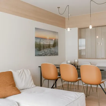 Stylish Coastal For 4 With Sea View Knokke-Heist